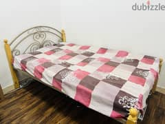 Bed with mattress - Double Size