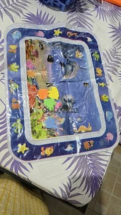 walker 3kd, water playmat 1kd