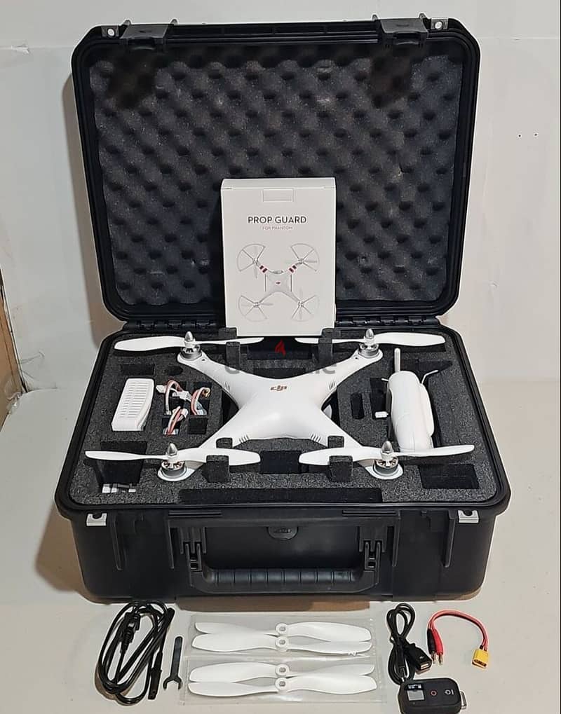 DJI Phantom 1 Drone P330 with CASE & GoPro Hero3 - BRAND NEW UNUSED 0