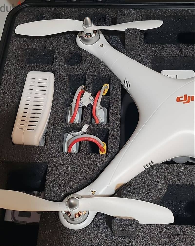 DJI Phantom 1 Drone P330 with CASE & GoPro Hero3 - BRAND NEW UNUSED 6