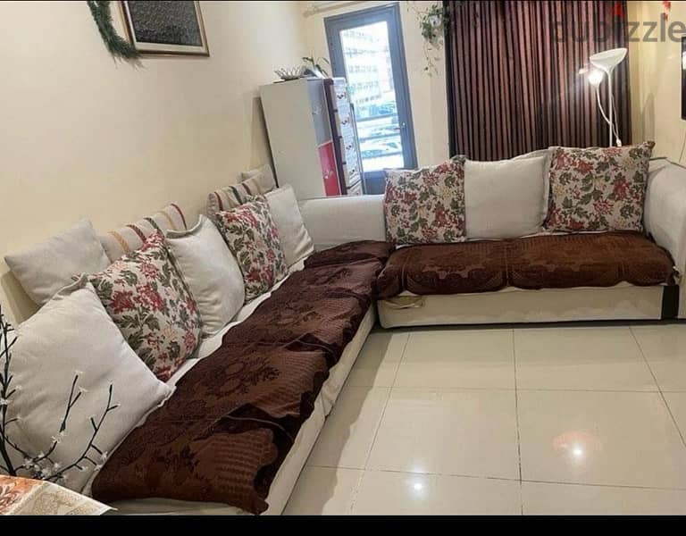 home center Sofa set available for sale 0