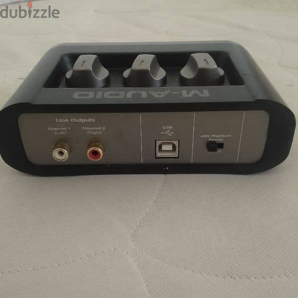 M audio interface. 7