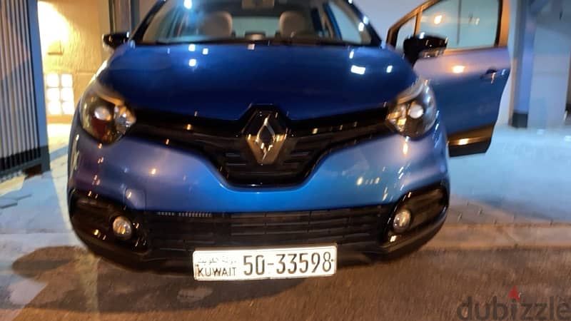 Renault CAPTUR 2016 34000 km only . Navigation , Rear Camera 0