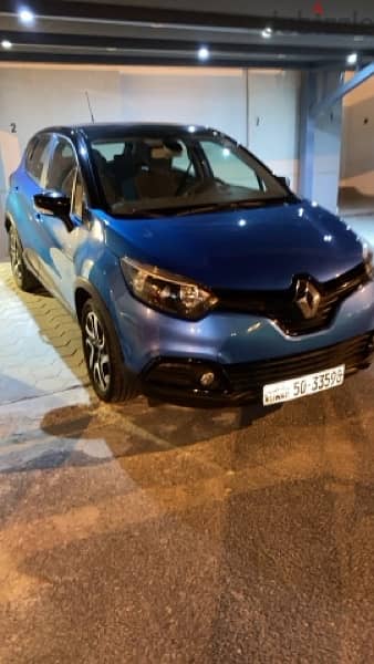 Renault CAPTUR 2016 34000 km only . Navigation , Rear Camera 1