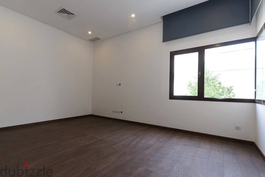 Bayan – spacious, modern, 5 bedroom floor 10