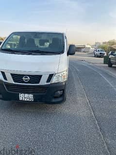 Nissan Urvan 2015