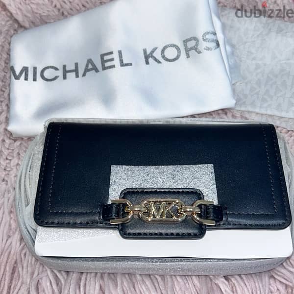 MICHAEL KORS Crossbody Wallet - Black 1