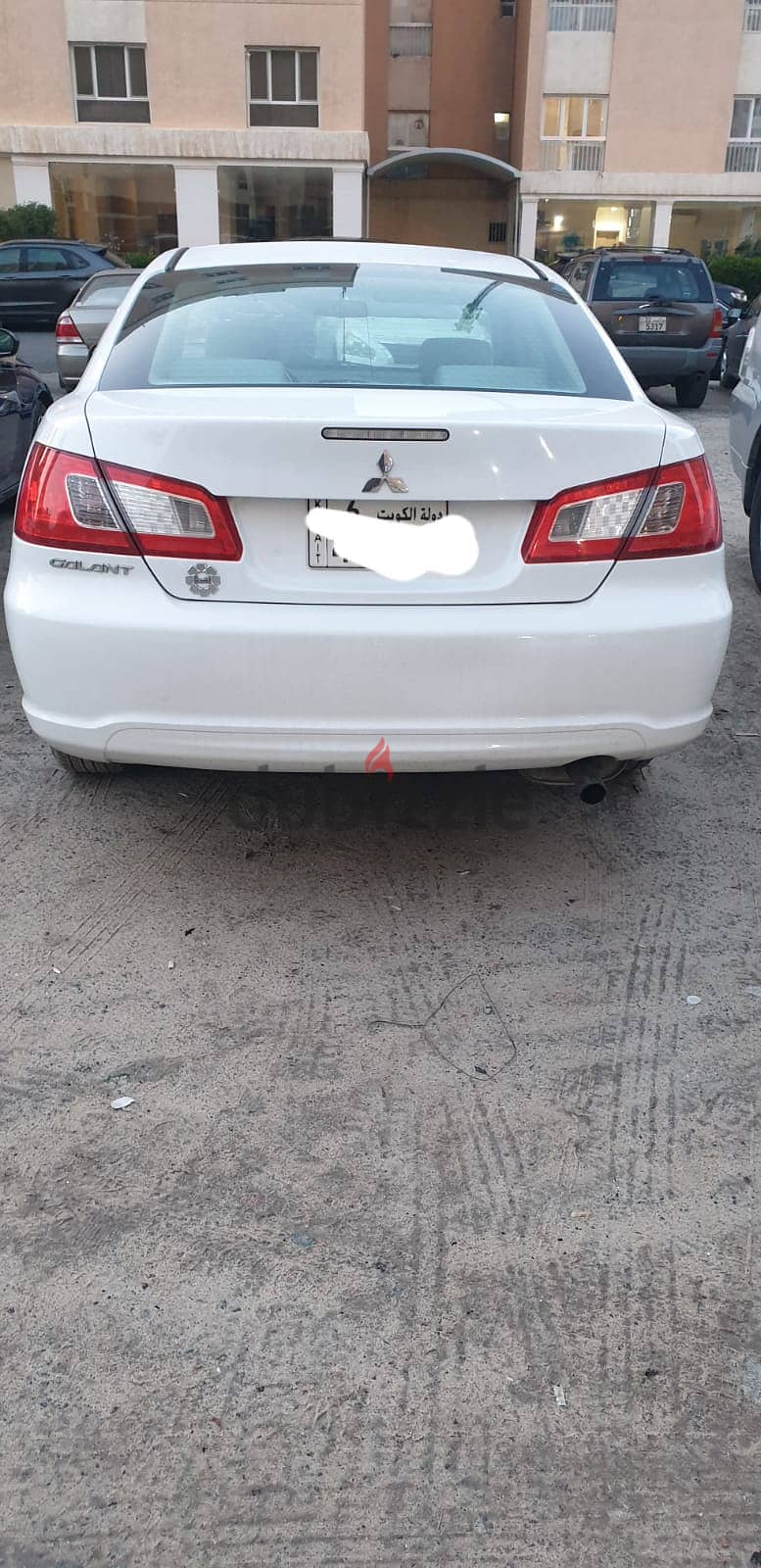 Mitsubishi Galant 2011 5