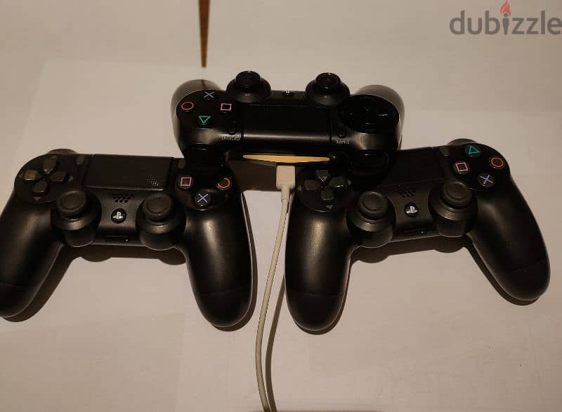 PS4 wireless game controller,, original 1