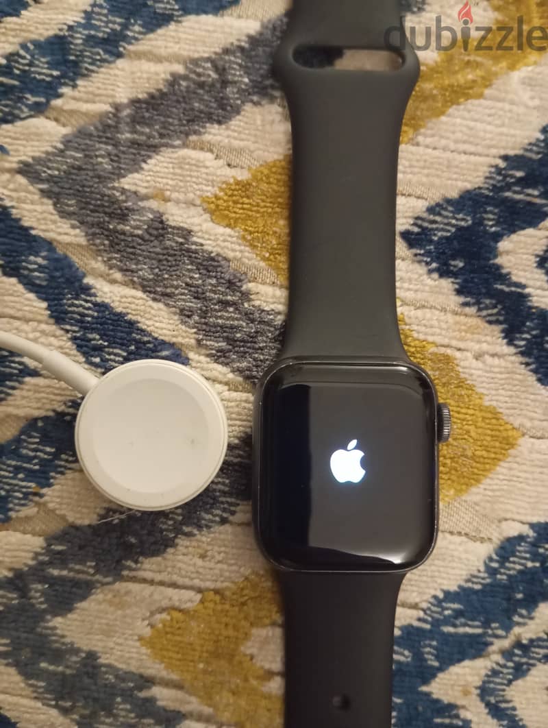 Apple watch series 5 2