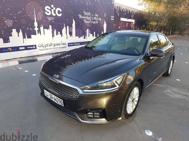 Kia cadenza . 2018 0