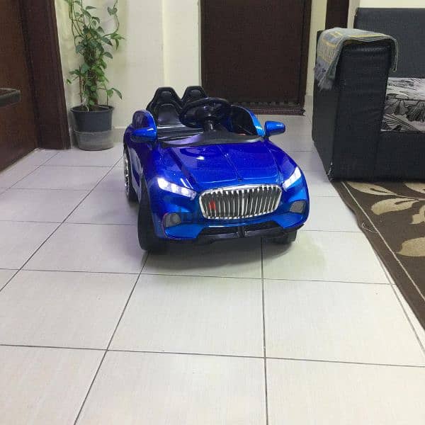 Mercedes Benz kids car, New battery,  18kd negotiable 4