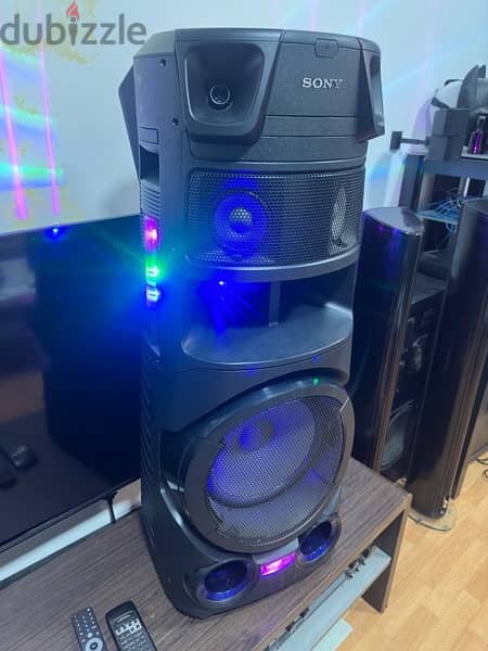 Sony  bluetooth party speaker mhc v83D 4