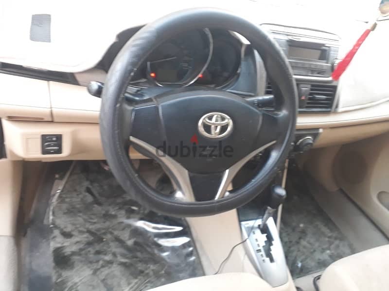 Toyota Yaris 2014 1