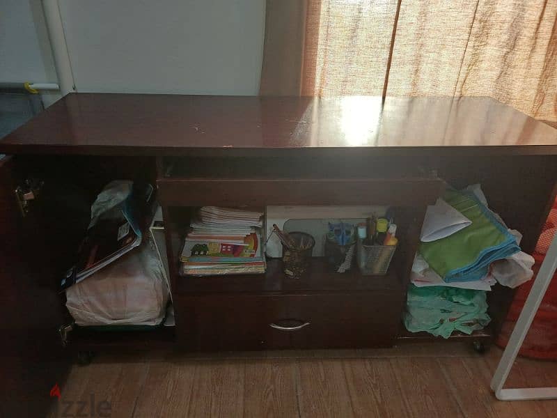 cupboard and computer Rack 4