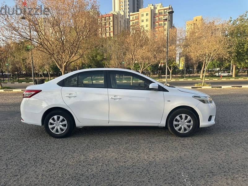 Toyota Yaris 2017 5