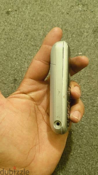 Motorola model c118 orginal sharger orginal battery looks like new ph 4