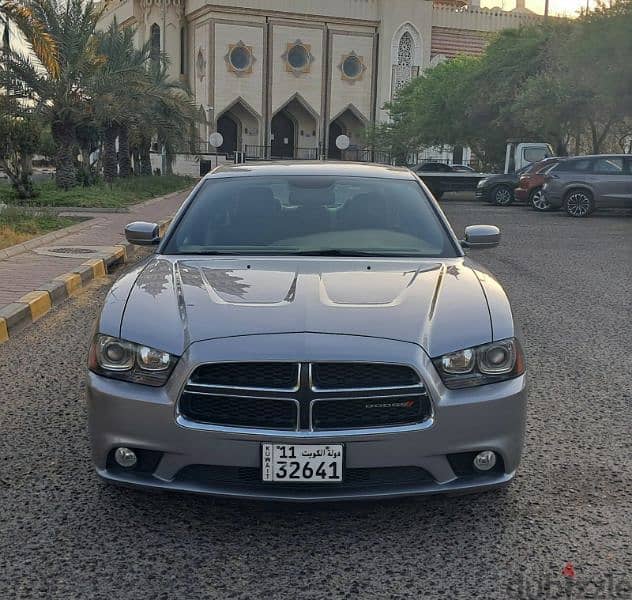 Dodge Charger 2013 1