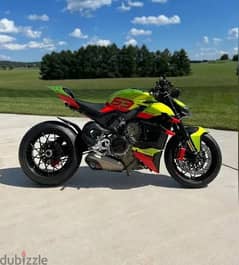 2023 Ducati streetfighter V4 (+971561943867) 0