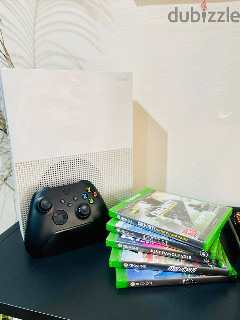 Xbox One S 500GB Console + Xbox Series X Controller (Black) + 5 Games 1