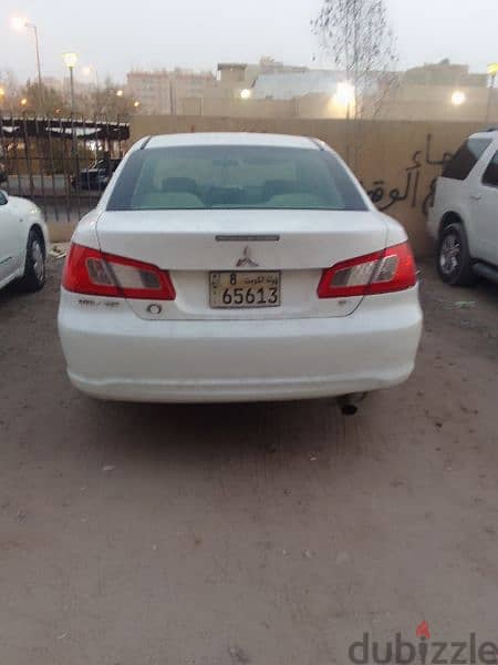 Mitsubishi Galant 2011 2