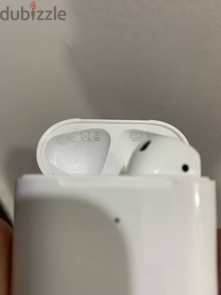 Apple Airpods2 Wireless Charging case 1