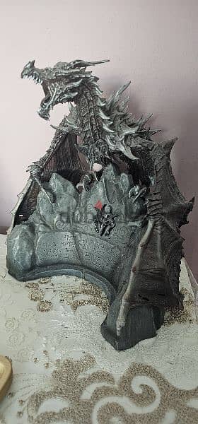 Skyrim Alduin Statue