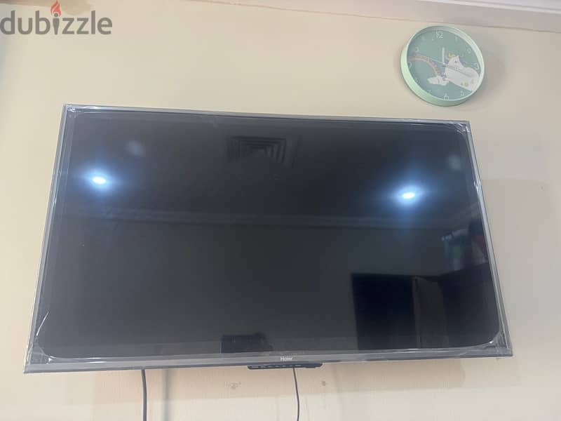 haier ultra hd tv - 43 inch almost new tv for sale 0