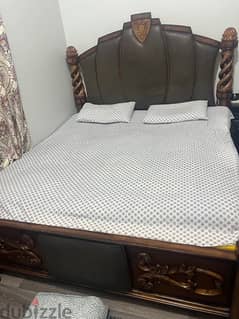 Double Bed King Size 200 x 200 along with mattress for ugent sale