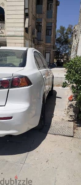 Mitsubishi Lancer 2015 4