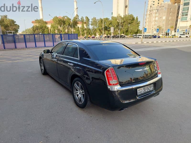 Chrysler C300.2014 6