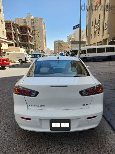 Mitsubishi Lancer 2015 1