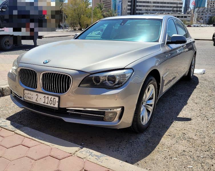 BMW 730 2014 4