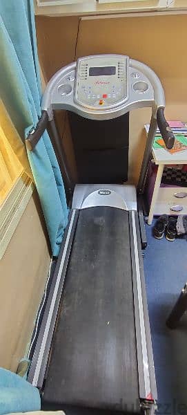 Treadmill in Excellent Condition for Sale 1