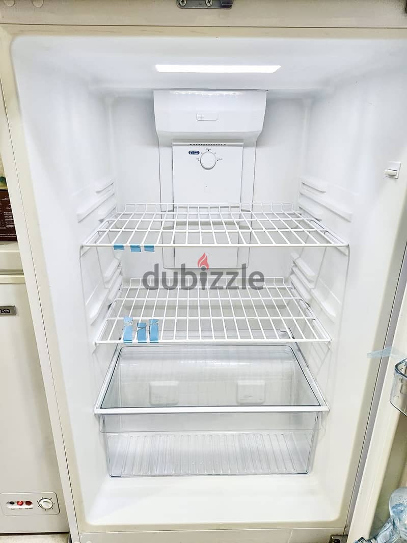 Midea Double Door Refrigerator 7