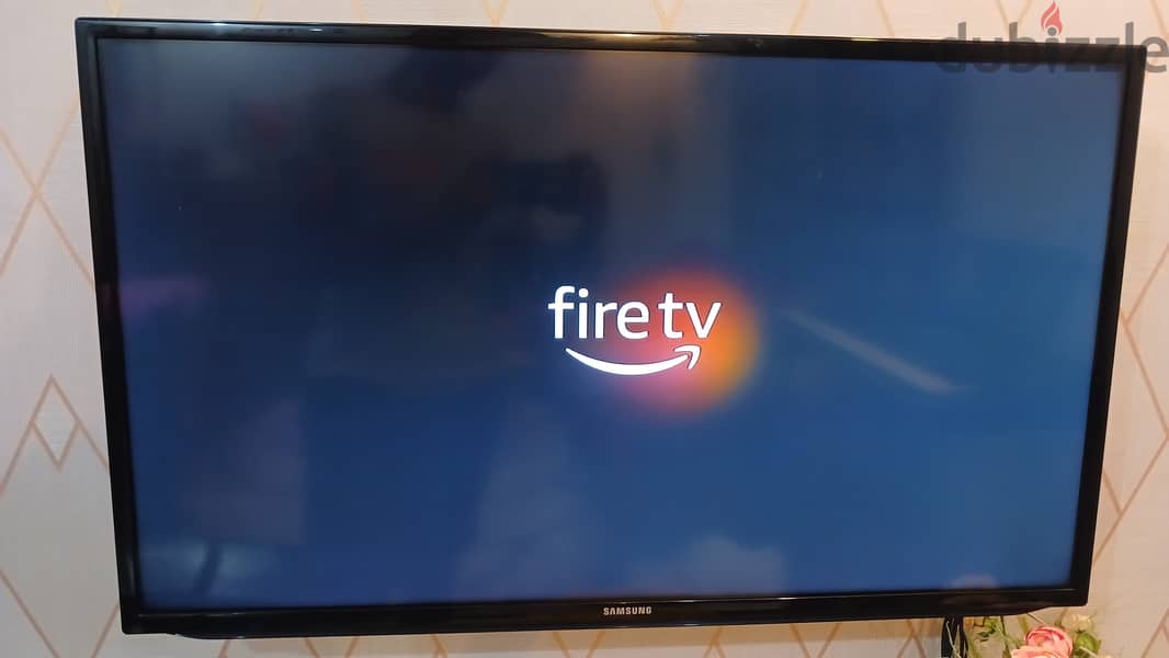 SAMSUNG TV With AMAZON FIRE STICK 1