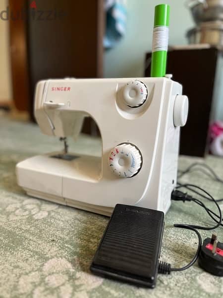 sewing machine - Singer 1