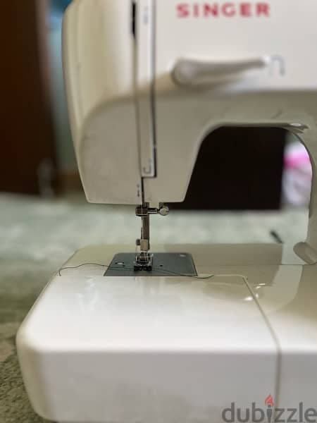 sewing machine - Singer 2