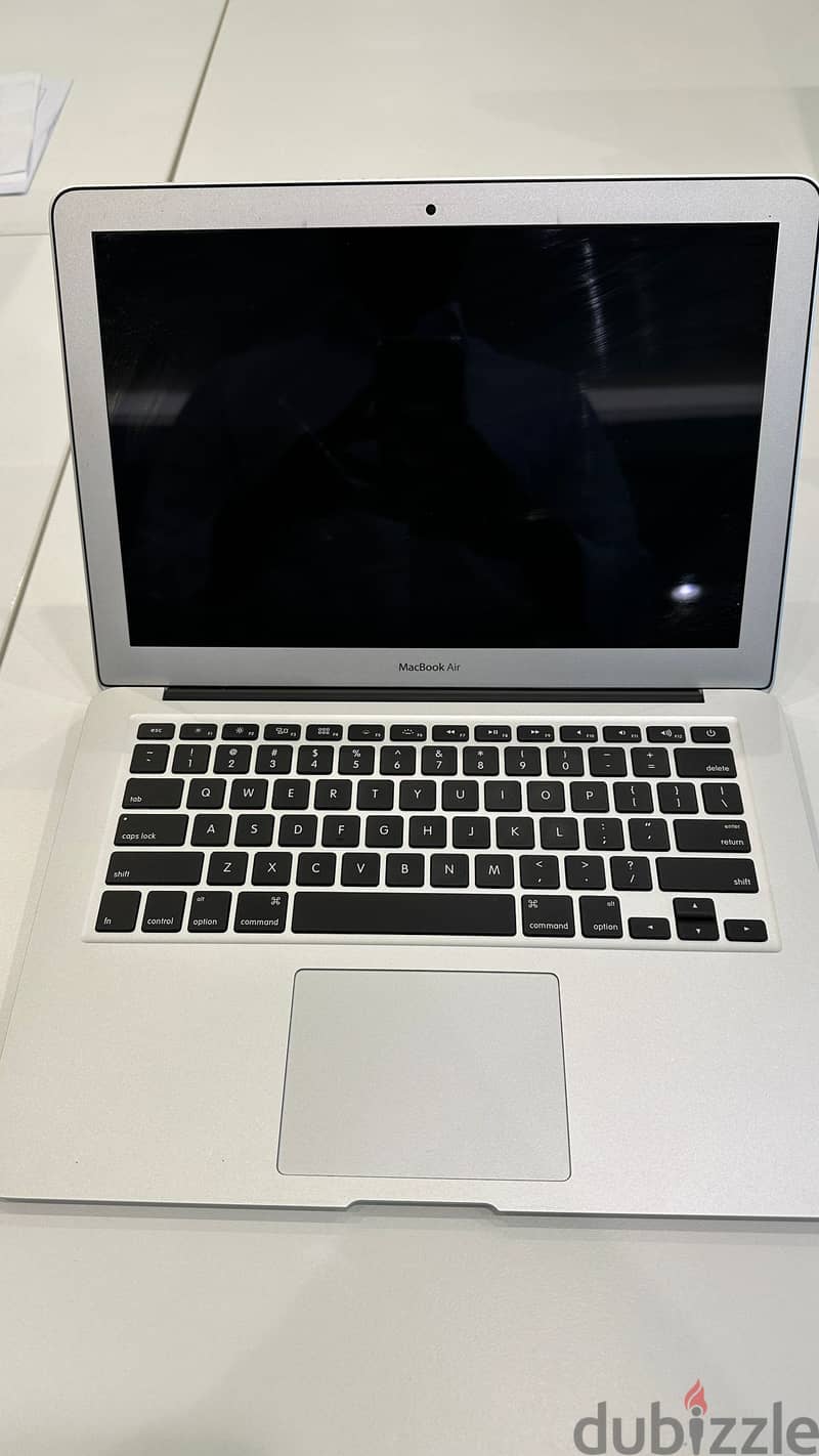 MACBOOK AIR 2017 0