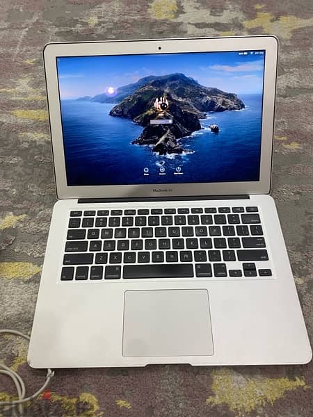 MacBook Air core i5 4gb ram 128gb ssd very good condition 6