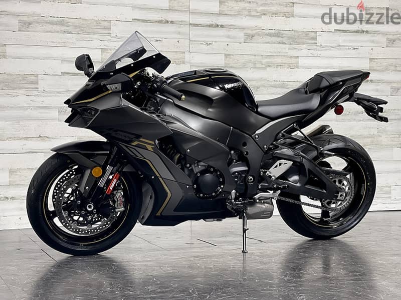 2013 Kawasaki Ninja ZX-10RR    +974 66574363 1