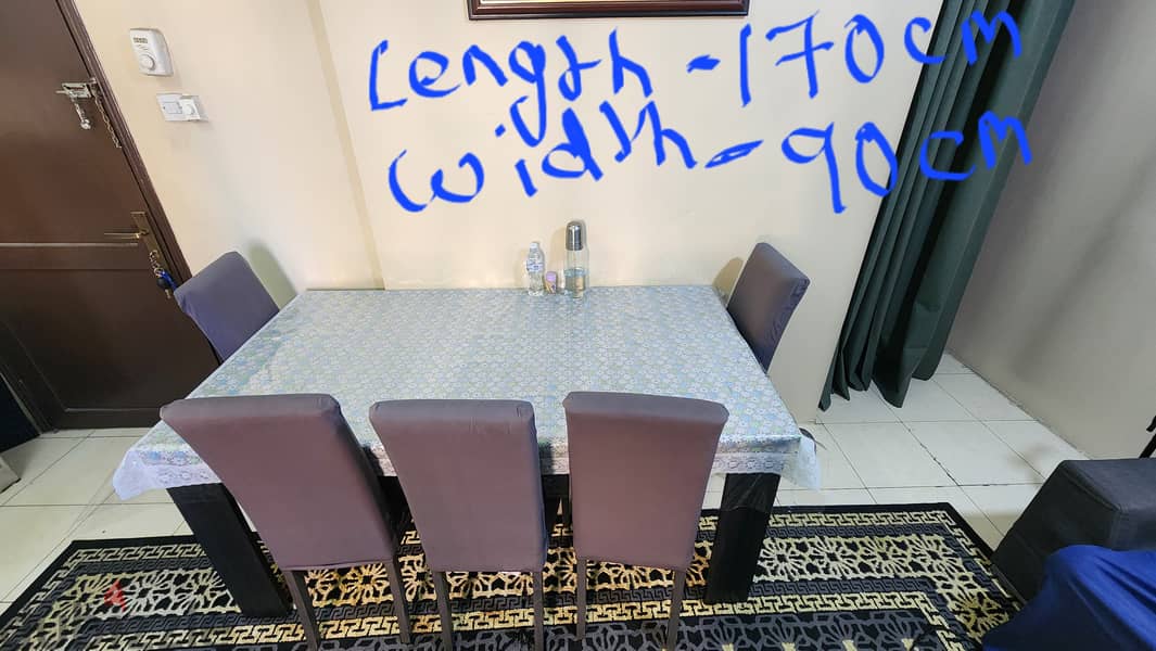 6 seater Dinning table well maintained 1