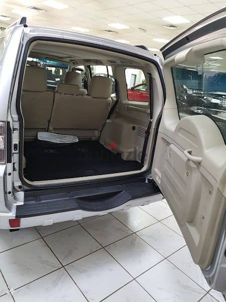 Mitsubishi Pajero 2018 Full Option 3