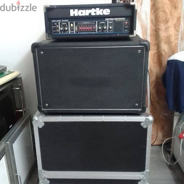 hartke guitar amp with hard box 2