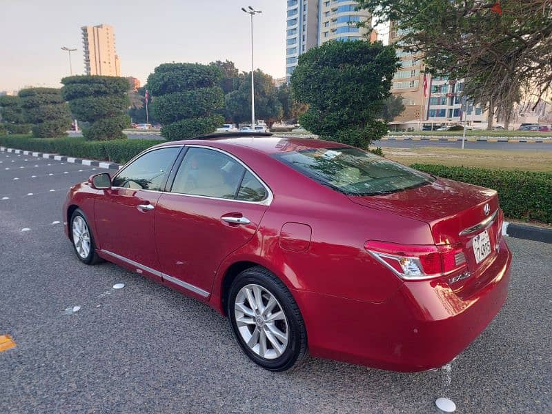 Lexus ES350.2011 5