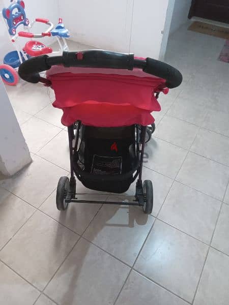 baby stroller in exlent condition 7