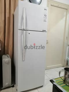 LG double door fridge very good condition for sale in mangaf block 4.