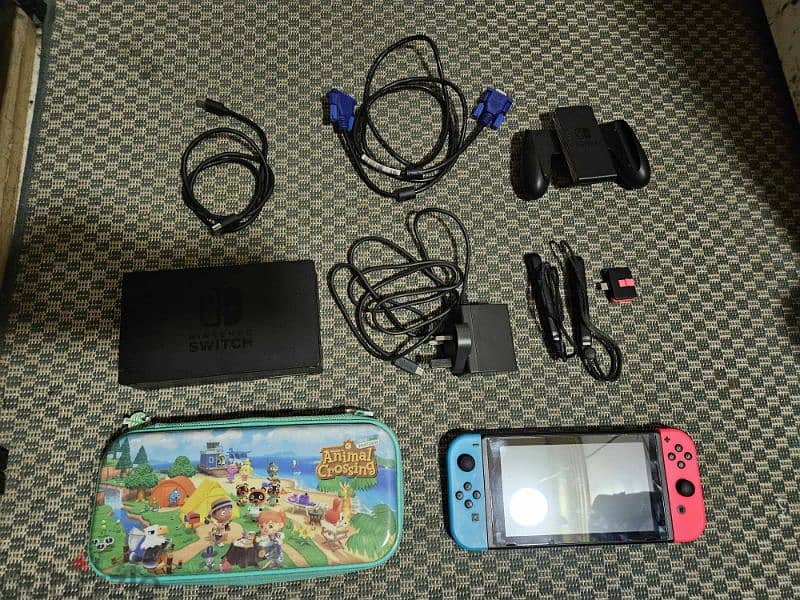 Nintedo switch with accesories 0