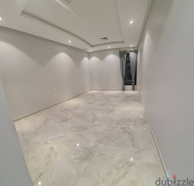 very nice super finishing huge flat in Fintas 1