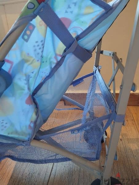 kids stroller fr sale almost new 3